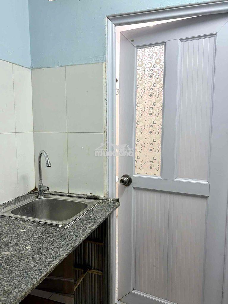 PHÒNG CHO THUÊ GẦN TRƯỜNG ĐH VĂN LANG - 4