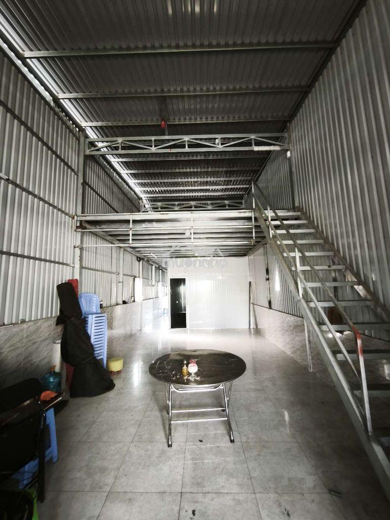 Kho xưởng phạm văn đồng 5×32m 235m2 17tr