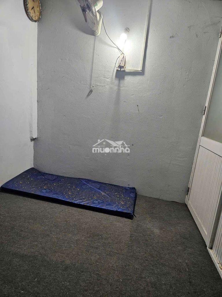 Phòng trọ giá rẻ cách mạng tháng 8 giờ giấc tự do - 2