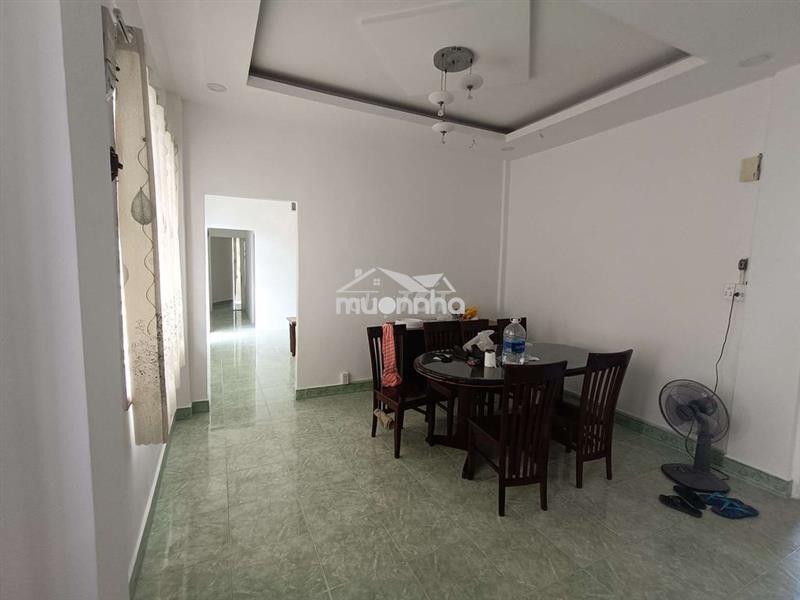 Cho thuê nhà nguyên tầng – đường bàn cờ, quận 3