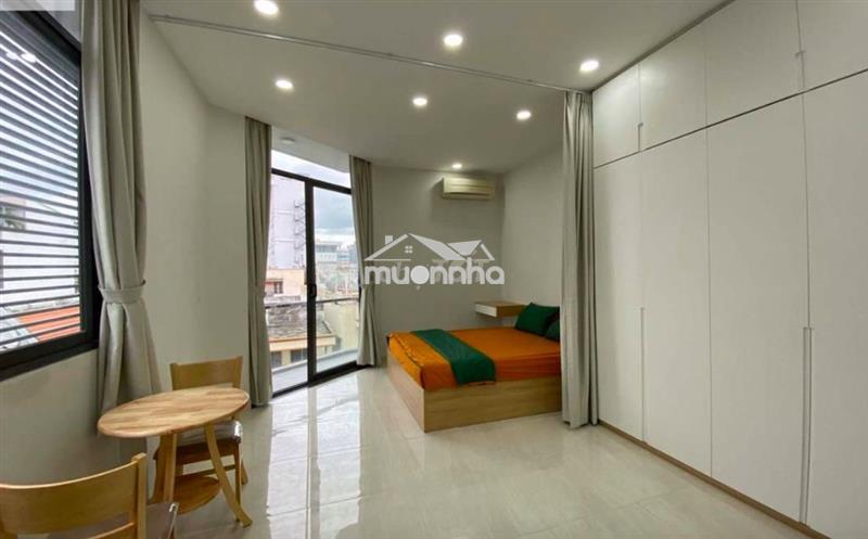 Căn hộ ban công mới xây 5' tới công viên đầm sen