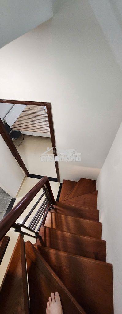 Cần bán nhà siêu vị trí hiện tại và sẽ còn tăng trong thời gian tới. - 2