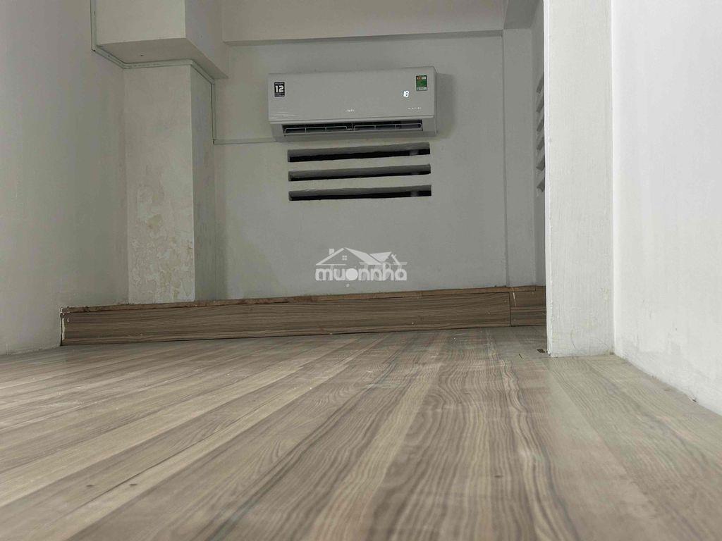 Phòng máy lạnh .gác .wc riêng.không chung chủ .giờ giấc tự do..xe fre - 2