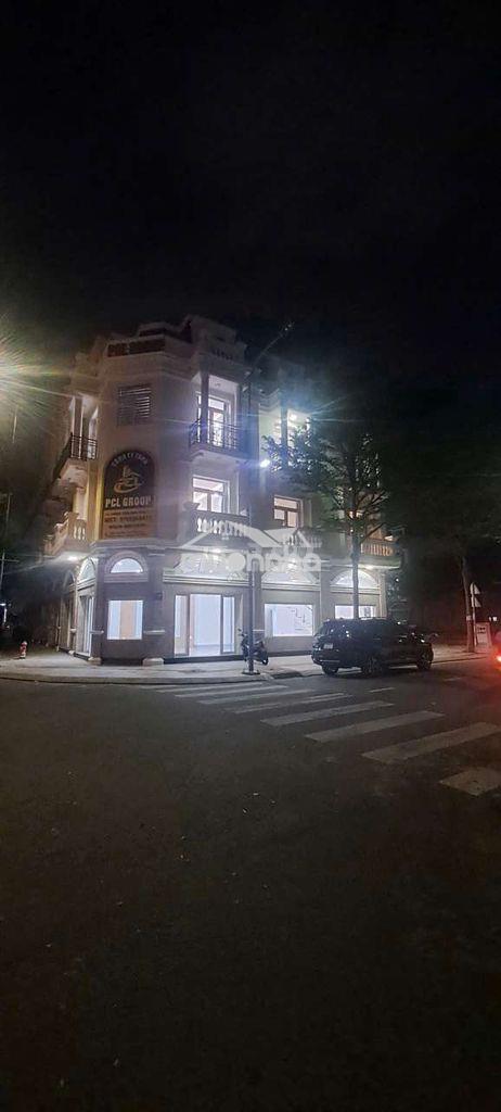 Cho thuê căn góc 3 tấm  - 2