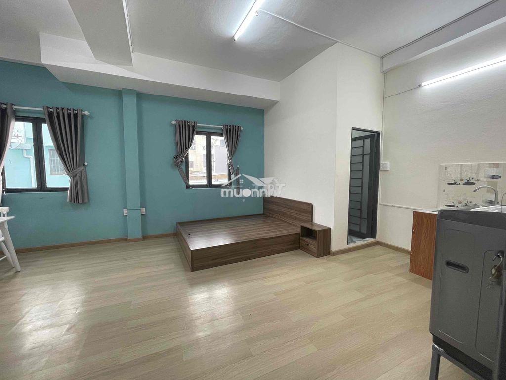 Chdv mới xây ban công rộng - 3