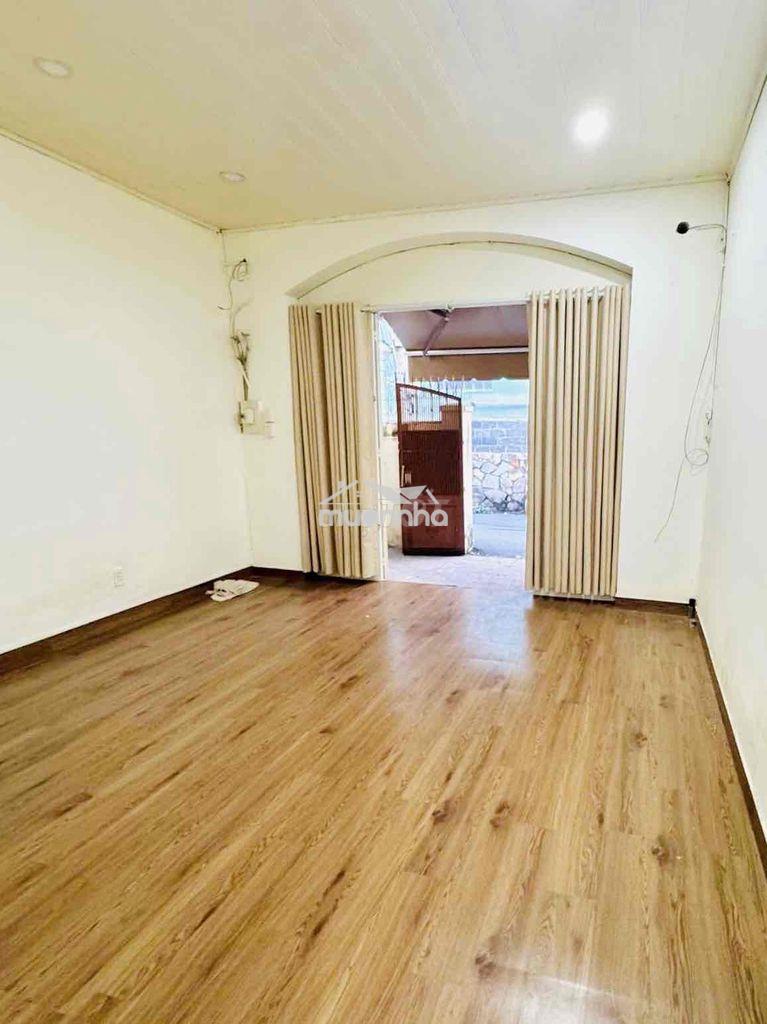 Hàng hiếm - lô góc 70m2 hẻm xe hơi kinh doanh - ngay công viên tầm vu