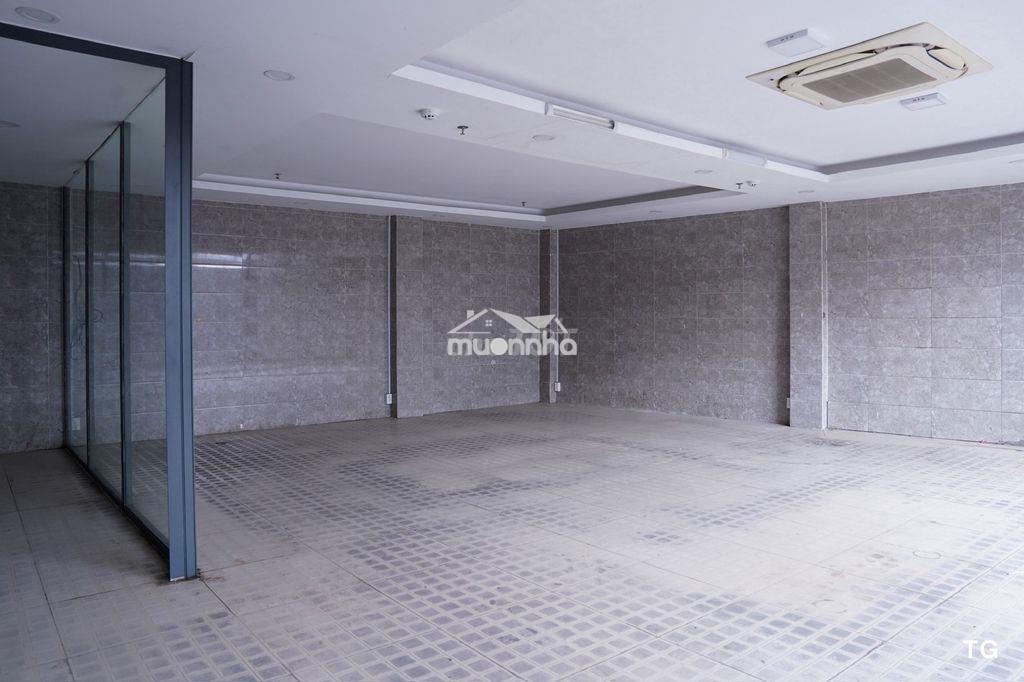 Cho thuê văn phòng –  lý phục man – 60 triệu (1t) – 120 triệu (3t) - 3