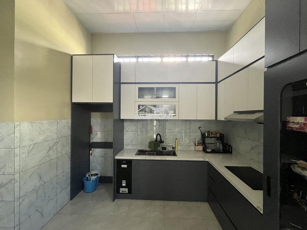 Cho thuê nhà mặt tiền kinh doanh 150m gần chợ dĩ an ngang 6,3m - 2