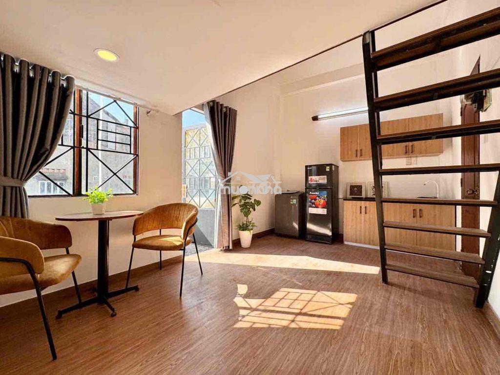 Cho thuê phòng có gác ban công gần đại học kinh tế - toả nhà viettel - 2