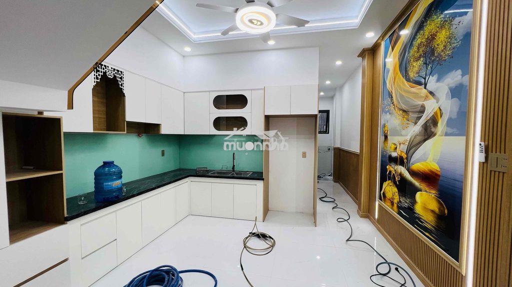 Bán gấp nhà 1 trệt 1 lầu cổng sau pouchen - 3,8 tỷ - 4