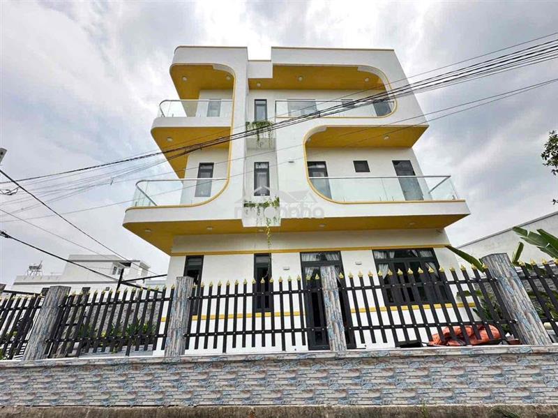 🏡Bán nhà 2 mặt tiền 1 trệt 2 lầu sân ô tô thuận an bình dương