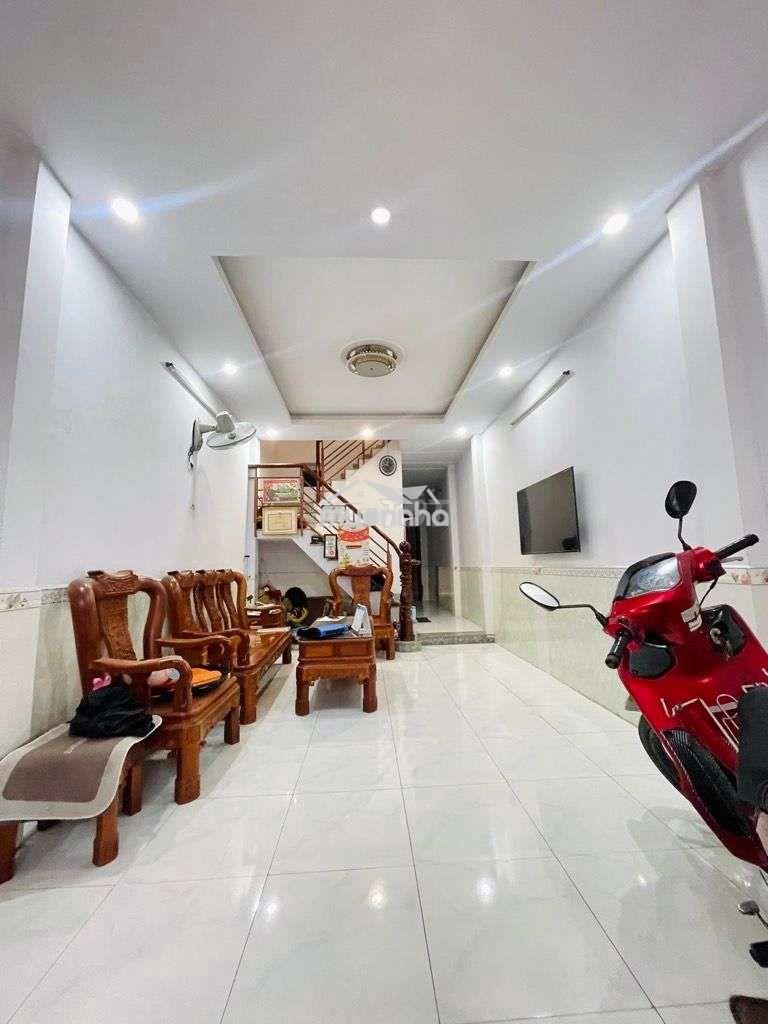 Ngay bờ kè tham lương , emart 2 ,dt 50m ,3pn ,chỉ nhỉnh 3 tỷ - 3