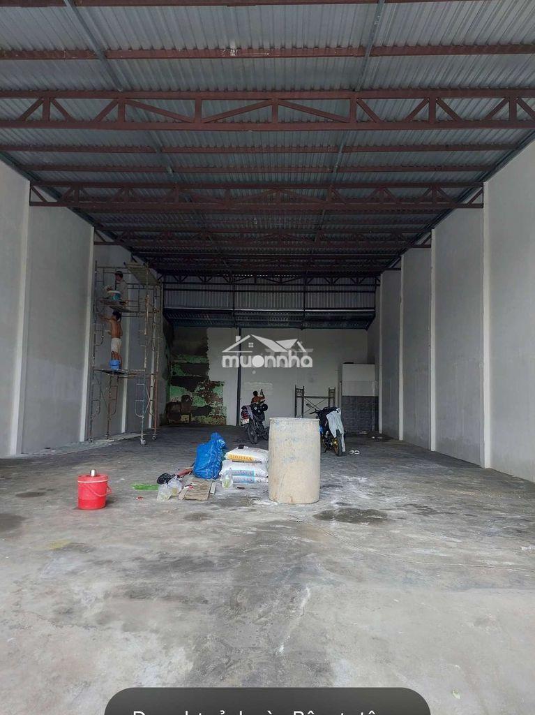 Cho thuê kho,xưởng 300m² đường xe conteenr 40f kcn tân bình - 2