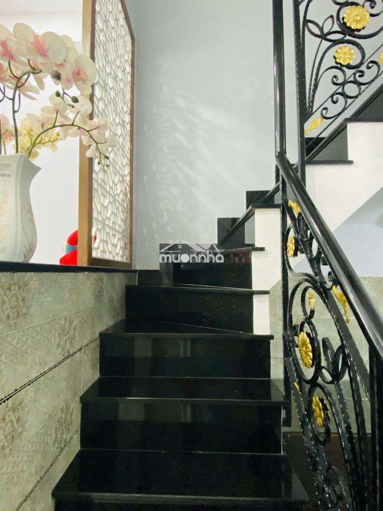 Bán nhà đường đan xe hơi, lô hai, đường vườn thơm bình lợi bình chánh - 4