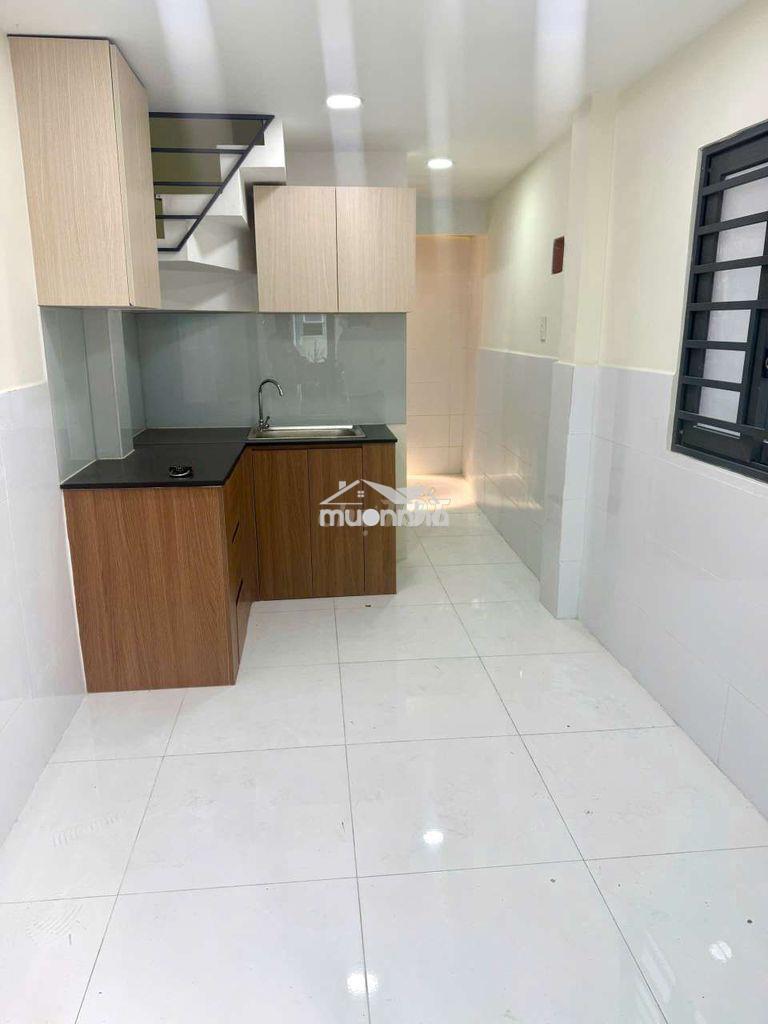 Bán nhà đường ba đinh p8.q8 dt.2m7×6m } 2 lầu 2 phòng 3 toilet hẽm 3m.