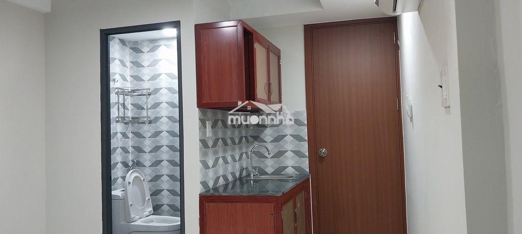 P ban công h 1382 nguyễn duy trinh gần  đh ufm_fpt_hutech 28m2, 2 tr 6 - 2
