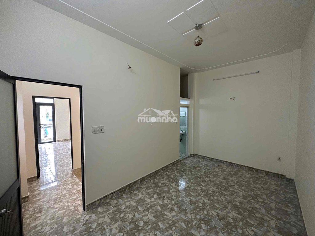 Cho thuê nhà nc hẻm 1/ nguyễn sơn q.tp 5x3x11 trệt lầu thông thoáng - 4