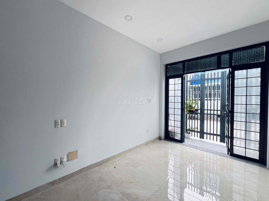 Phòng mới dưới trệt - có sân trước riêng - 3