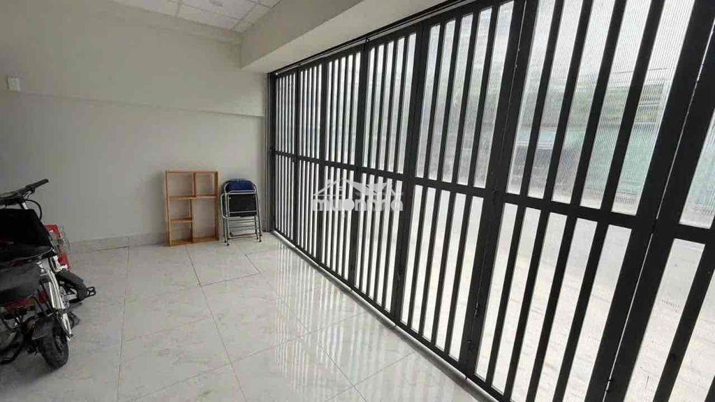 Nhà phú tân mới tinh 3wc chỉ 6tr/th - 3