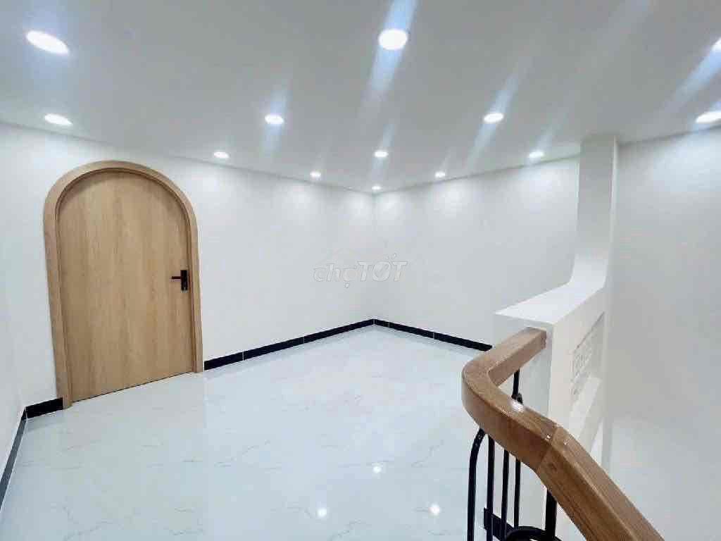 Nhà đẹp him lam quận 7 - 2 tầng - 60m2- nhỉnh 5 tỷ - kqh - 3
