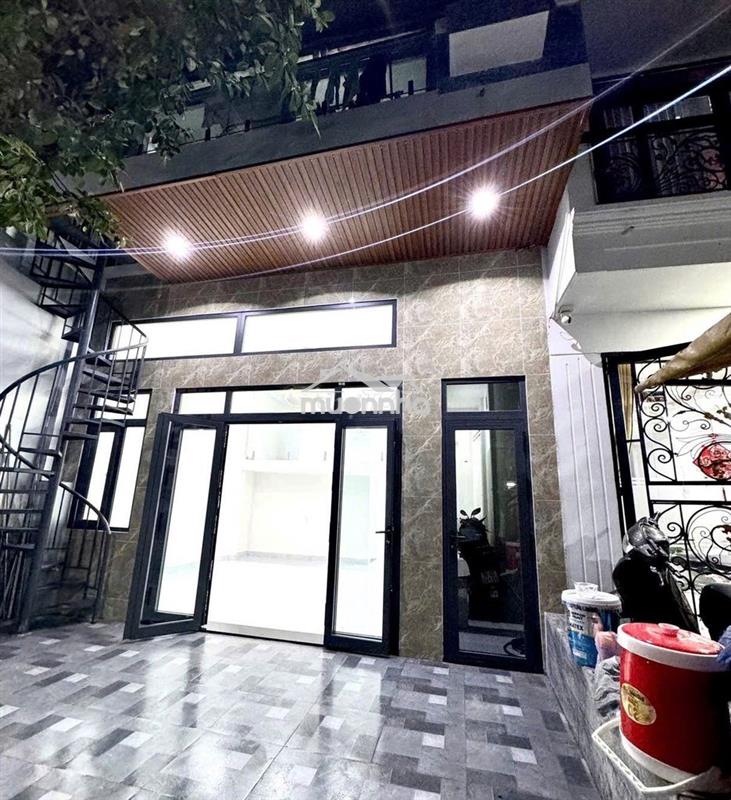 Bán nhà nguyễn tiểu la q.10| 4,5x8 - 4 t - tn: 18 triệu/th| 5,2 tỷ