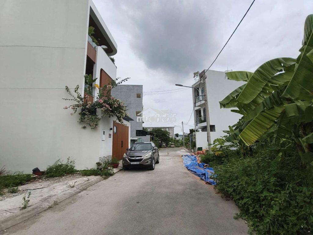 Đất full thổ 81m2 ngang 7m - đường oto 8m- gần vinhome - khu dân trí - 3
