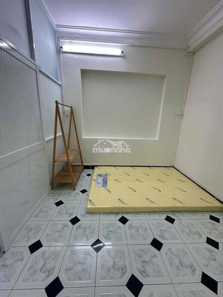 Cho nữ thuê phòng quận phú nhuận