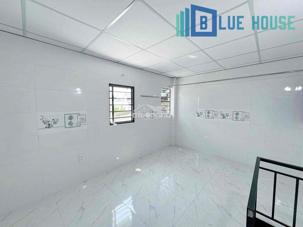Cho thuê 1 trệt 1 lầu có nội thất ngay gần đầm sen, đh bách khoa - 2