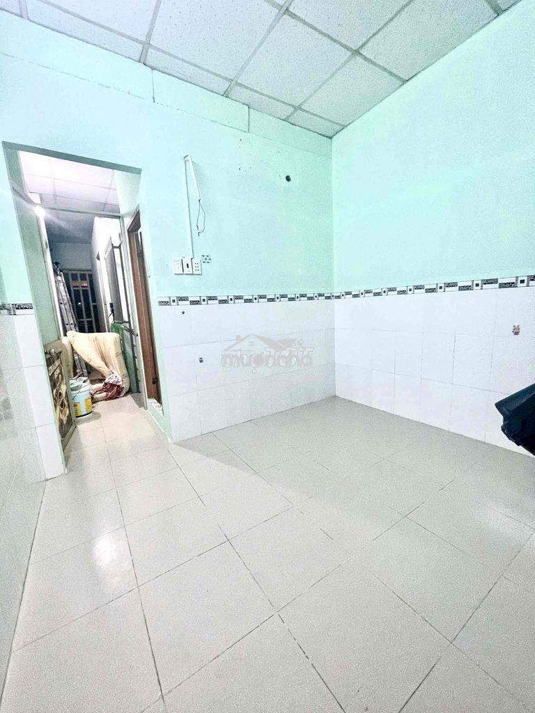 Cho thuê phòng máy lạnh,cửa sổ wc riêng - 2