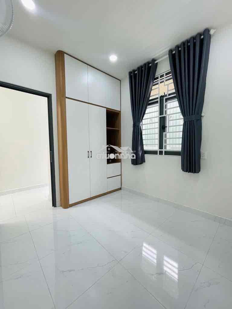🍀Nhà. bán. sát chợ bà chiểu gần mặt tiền bạch đằng 27 m2 -2 tầng btct - 3
