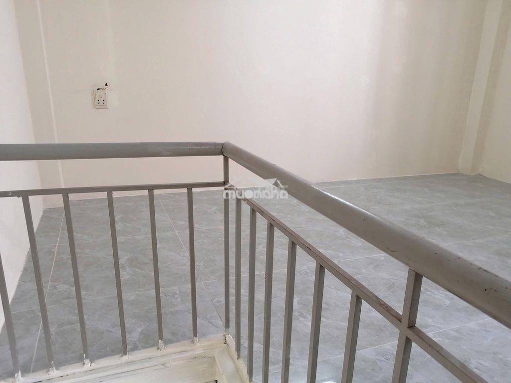 Cho thuê phòng trọ, hxh 4m, dương quảng hàm, p5, gò vấp, 28m2, 3tr/th - 4