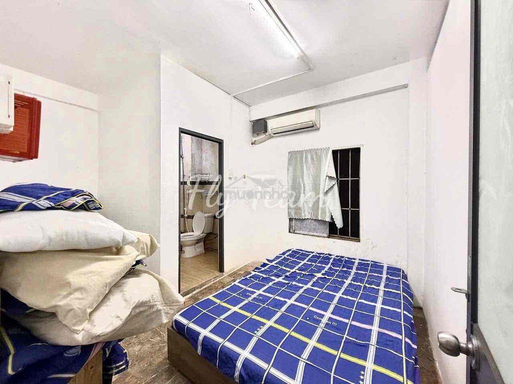 Phòng giá rẻ cửa sổ trời sẵn nội thất đối diện bến xe miền tây - 4