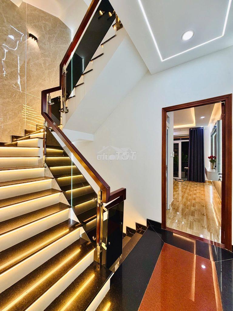 Nhà 6 tầng full nội thất cao cấp mt nguyễn văn khối giá 15,8 tỷ tl  - 4
