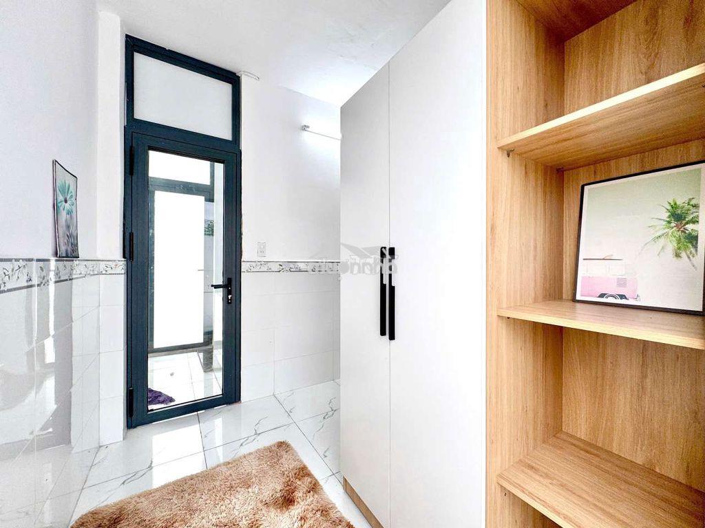 Penthouse mới ban công riêng siêu to sát aeon tân phú đh công thương - 3