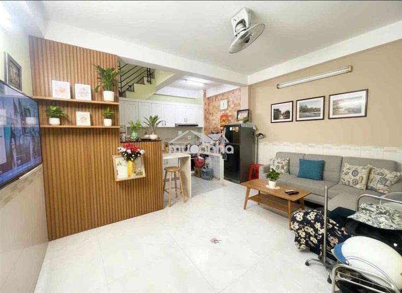 Nhà đẹp quận 4