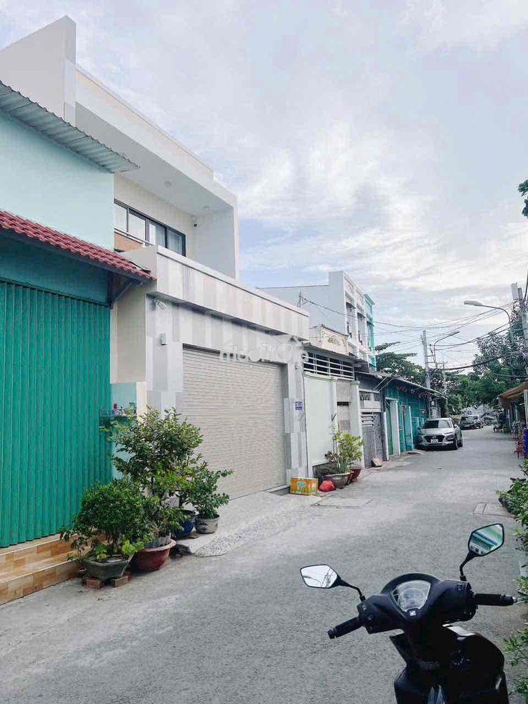 Cô chú gửi bán căn nhà 2 tầng 5.5x14 nở hậu 8m giá 5 tỷ 29