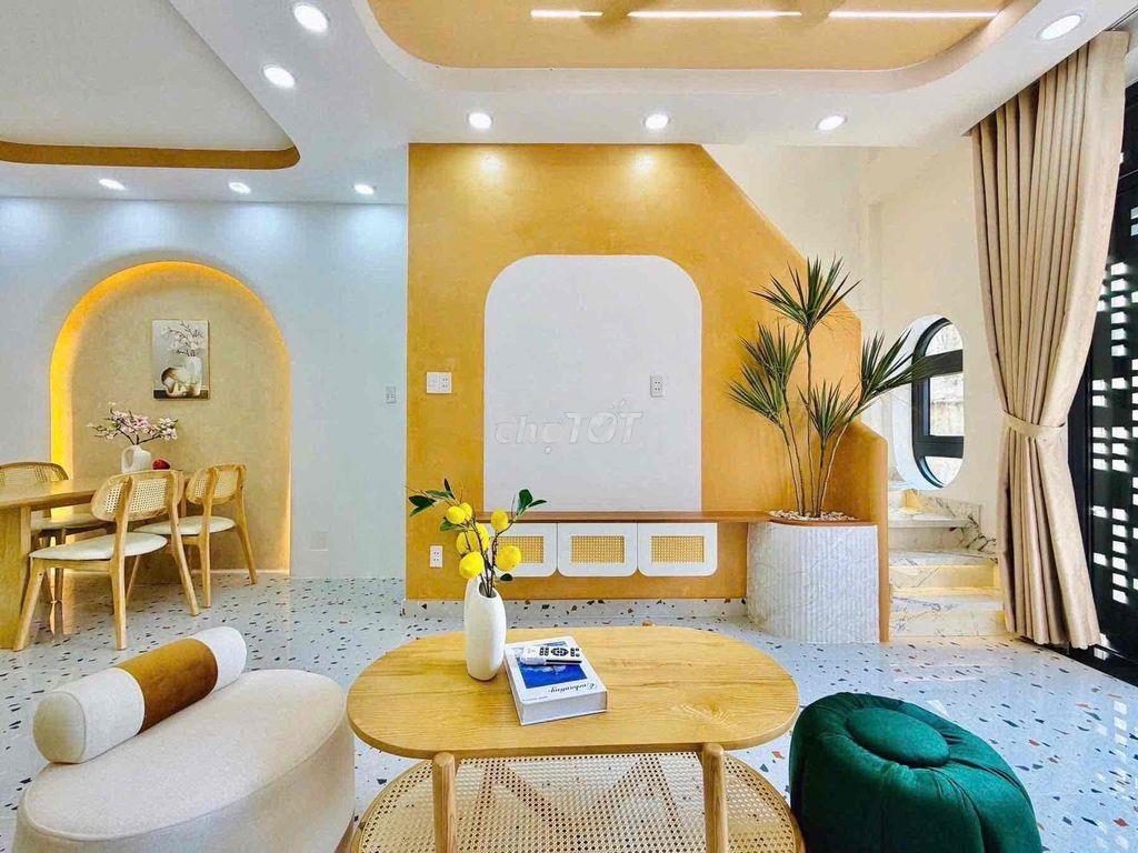 Hẻm 6m thạch lam, 2 tấm, 4 x 18m, 3 phòng ngủ, 3 wc - 3