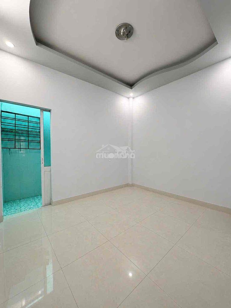 Cho thuê nhà hẻm 5m thông 2pn phan huy ích gò vấp 10 triệu/tháng