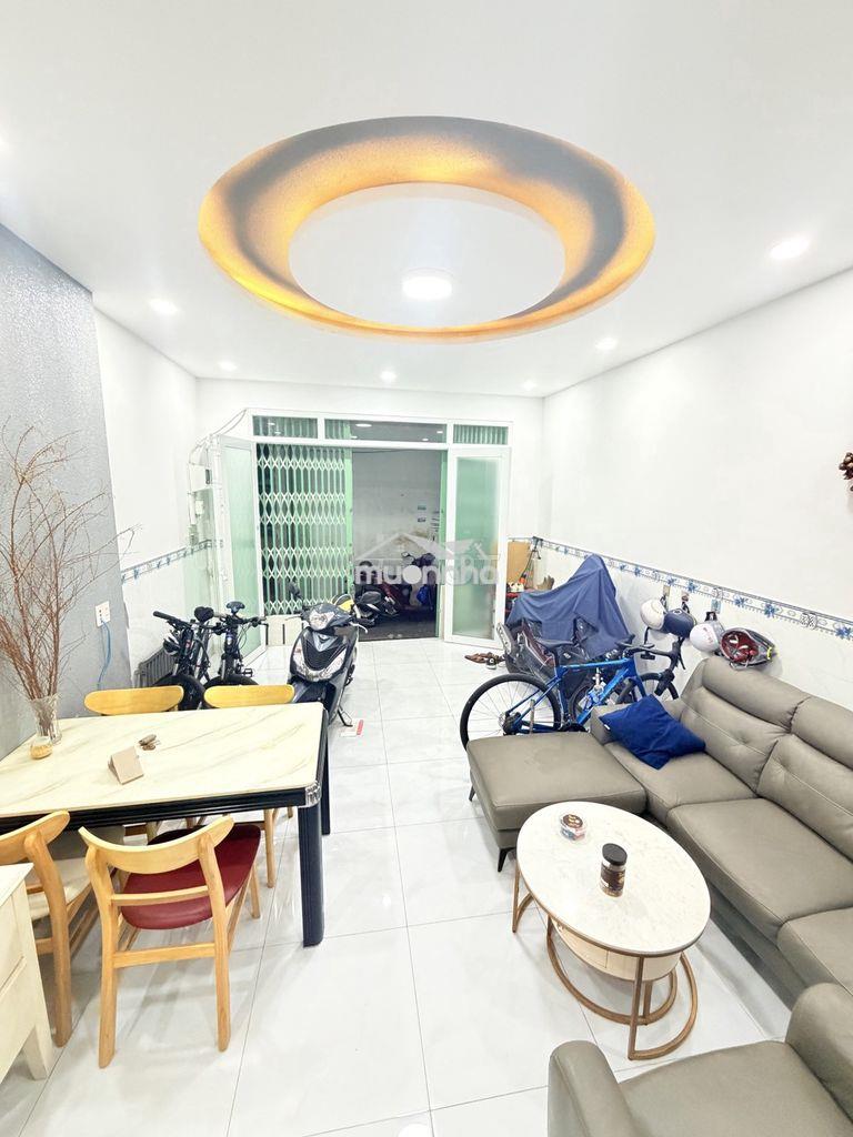 Nhà mới 2 tầng đúc, gần ô tô, lạc long quân, tân bình, 4.x tỷ - 4