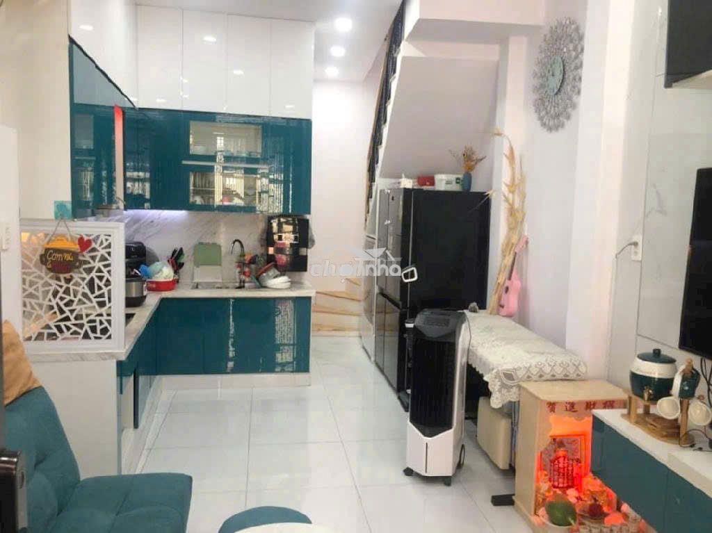 Bán nhà -q1-trần đình xu- 4tầng -btct- sân thương- 3pn-(tl) 5,2 t.ỷ - 2