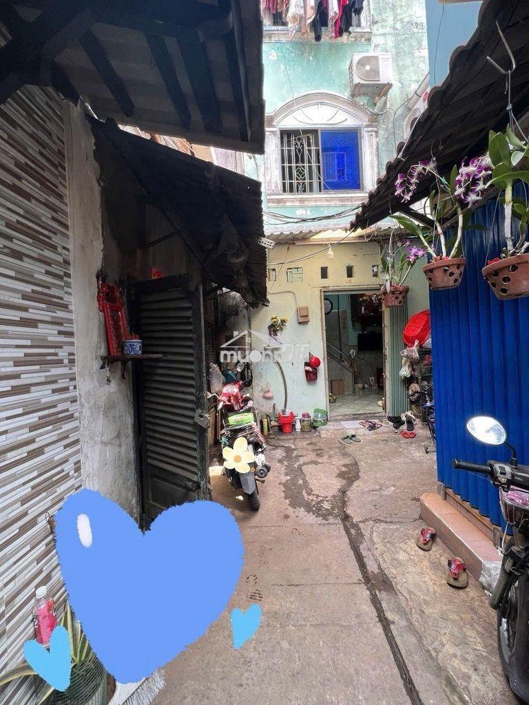 Cần bán gấp nhà trung tâm quận 5 cũ