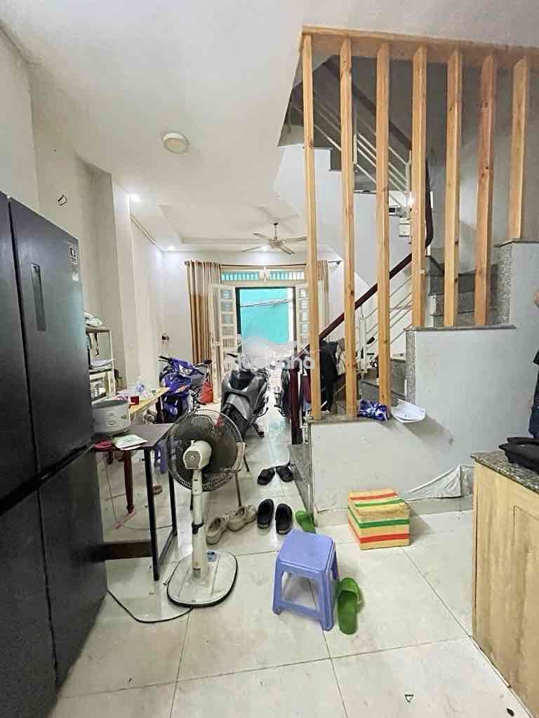 Nhà ngang hiếm, 1/ sẹc, ko lg qh - nguyễn tiểu la - 4.6x8 (34m2), 4tần - 2