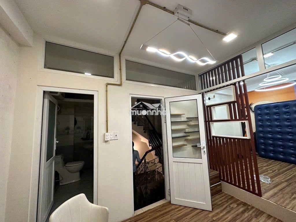 Hẻm đường 3/2 quận 10, 6x5, 1 trệt 3 lầu sân thượng, 4pn 4wc - 2