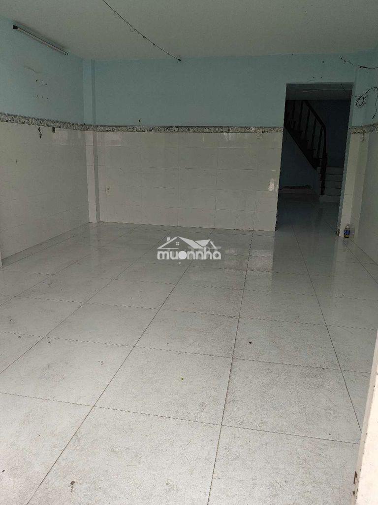 Nhà cho thuê nguyên căn ngay tân bình 3pn giá 10tr