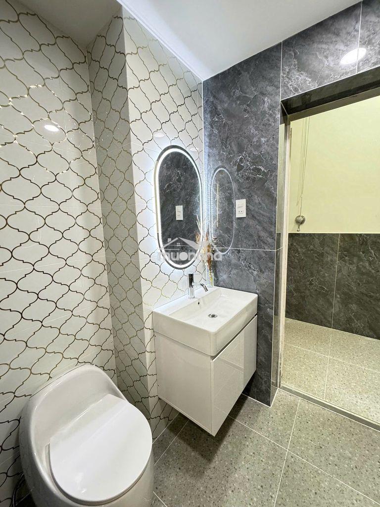 Bán căn hộ sky 1d5.3 dt 81,7m2 cực đẹp, có hđt 29 tr/tháng, chỉ 6,5 tỷ - 3