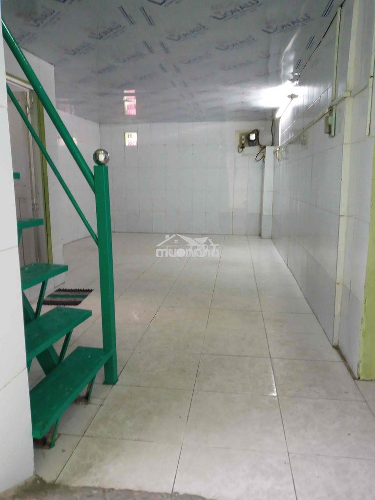 Nhà thuê ở, đầu hẽm rộng 3m , đi vào khoảng 20m tới nhà ở, an ninh - 2