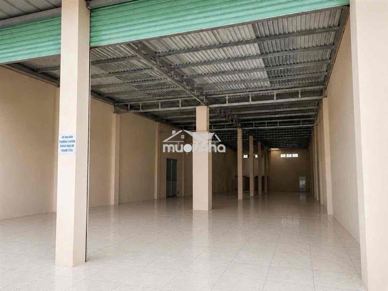 Xưởng lê văn quới, mã lò, 18b 270m2 nền gạch men giá rẻ
