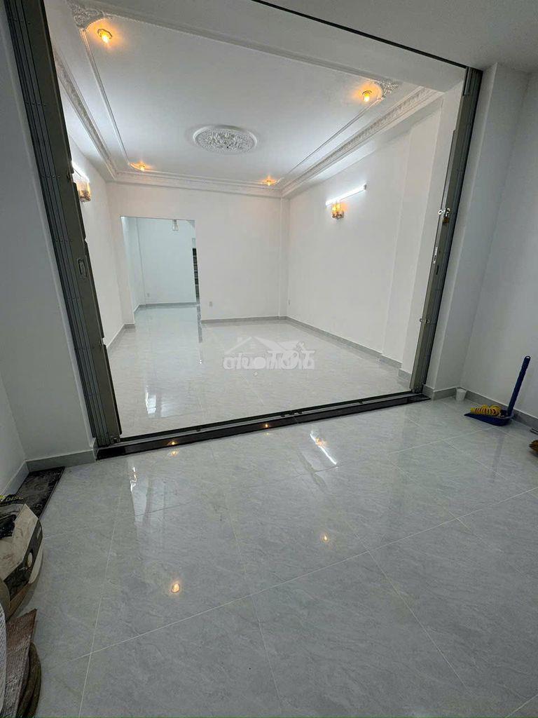 Cho thuê nhà hẻm xe tải 2pn đường tô hiến thành q10
