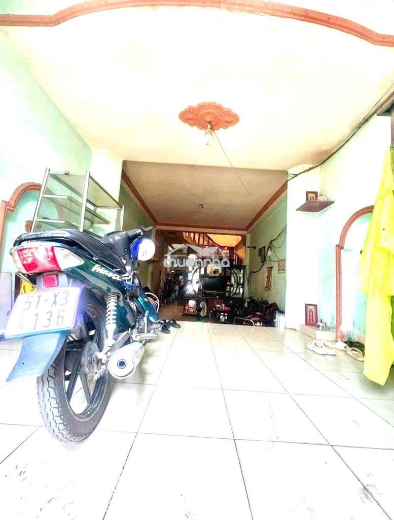 Bán nhà hương lộ2-coop mart-đường xe tải thông 4x20 chỉ hơn 5tỷ