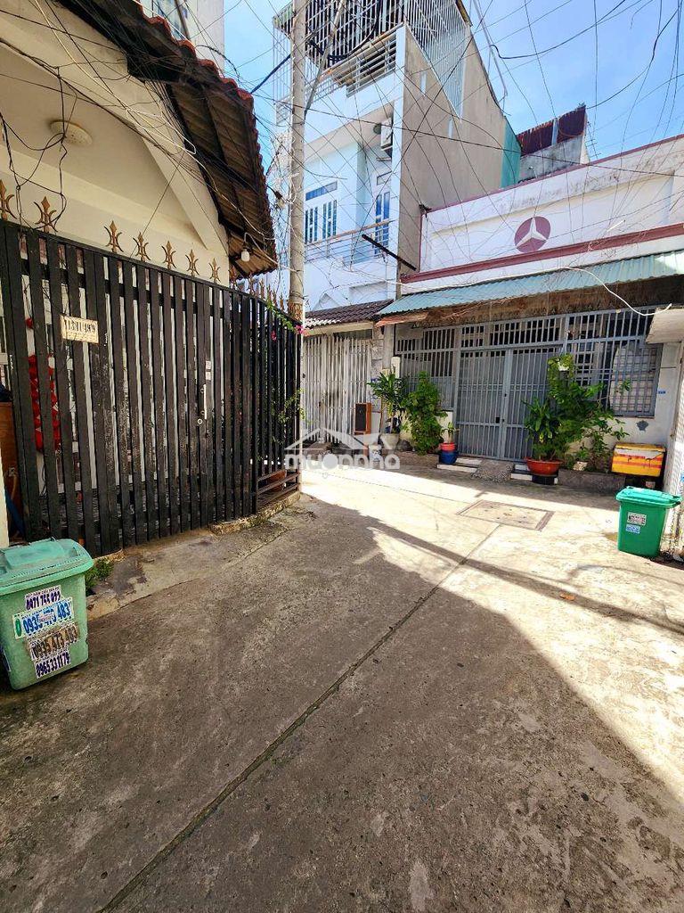 Bán nhà đường đông bắc. gần cvpm quang trung - 2